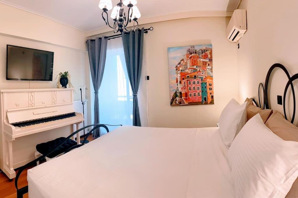 Sarakin's Mansion Luxury Retreat *